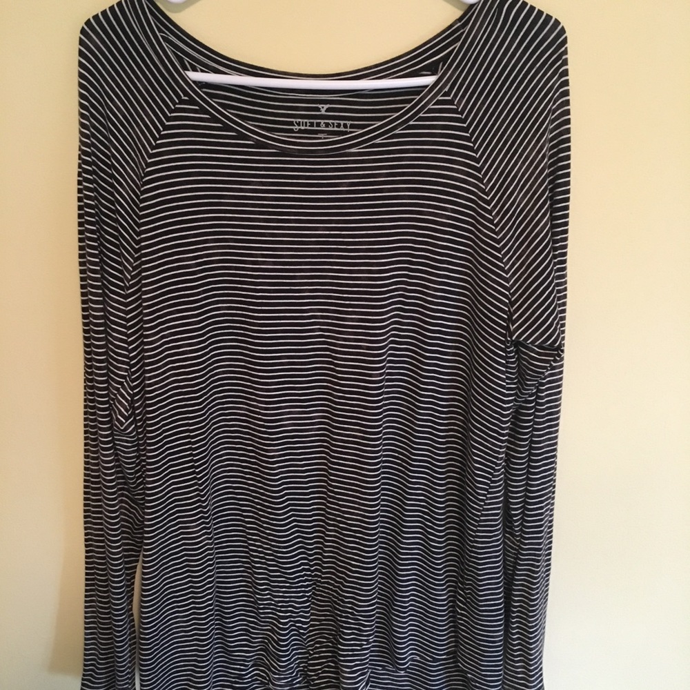 American Eagle top
